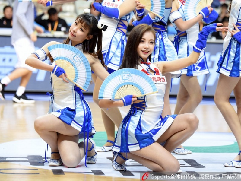 萌酥了！上海滩的二次元旋风与一场属于硬汉的加时悲喜剧