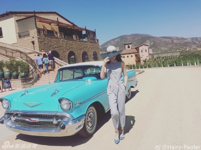 王仕鹏娇妻美国游晒惬意生活 从NBA赛场到休闲时光尽享人生