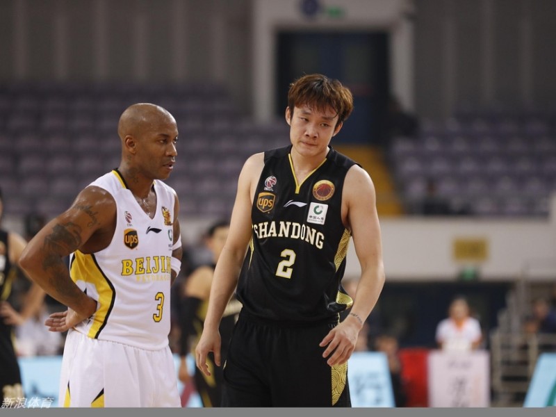 京城夜斗，MVP薪火相传：北控险胜山东演绎传奇对话