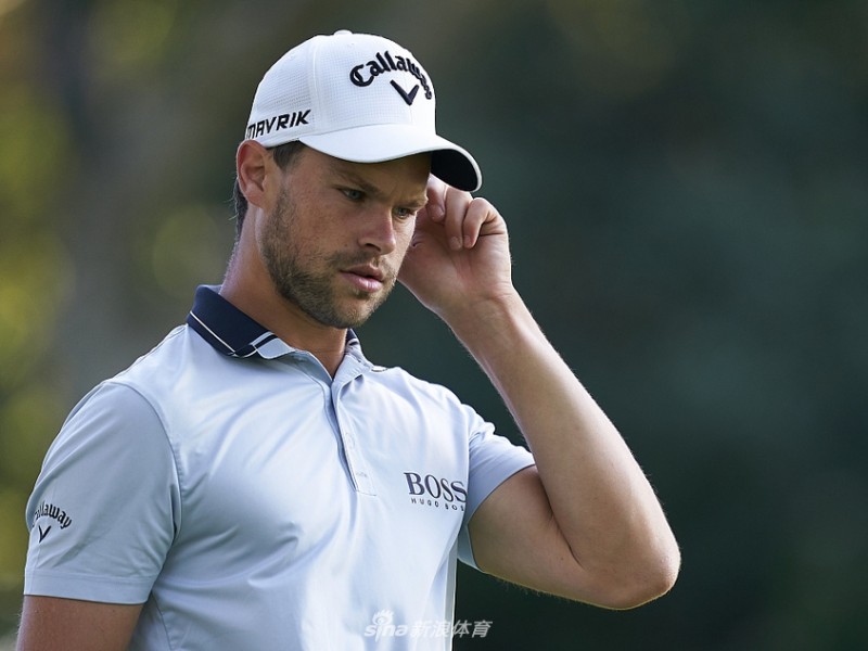 安达卢西亚大师赛首轮激战 欧巡高手烈日挥杆展英姿