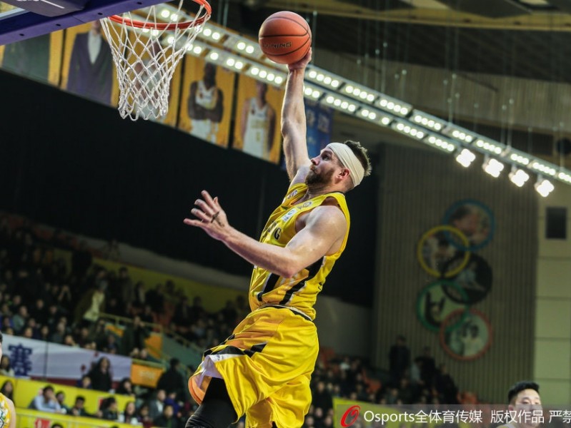 热血赛场定格瞬间荣耀