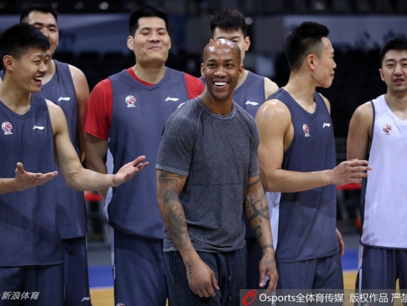 京城德比前夕 老马轻描淡写藏杀气