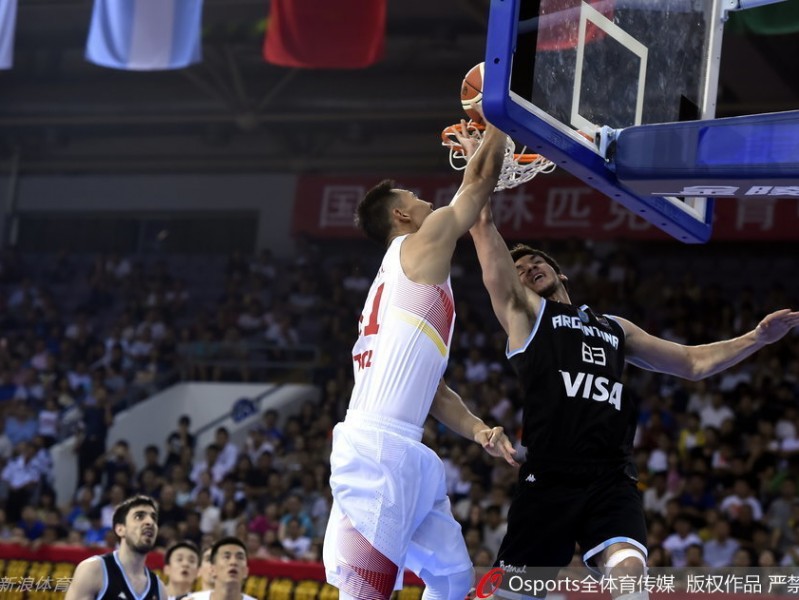 热血集结！回首中国男篮2016的征尘与荣光