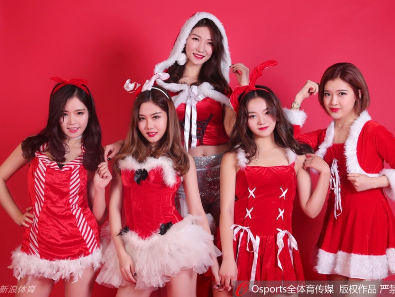 圣诞夜的粉色风暴：广厦篮球宝贝演绎冬日激情