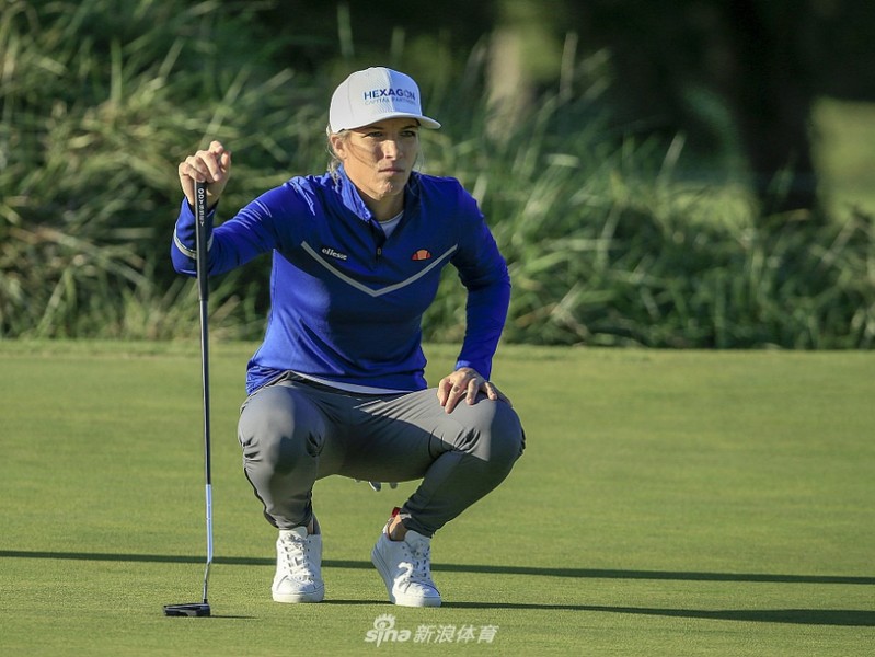 绍普莱特精英赛奈纱乘风领跑 刘钰稳健出击并列十四