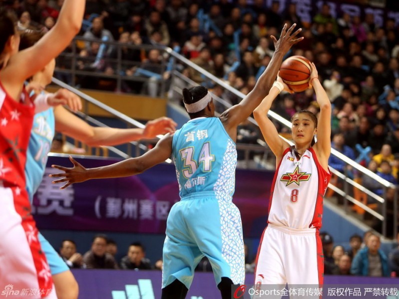 WCBA总决赛京旅客场大捷 女篮卫冕之路强势开局
