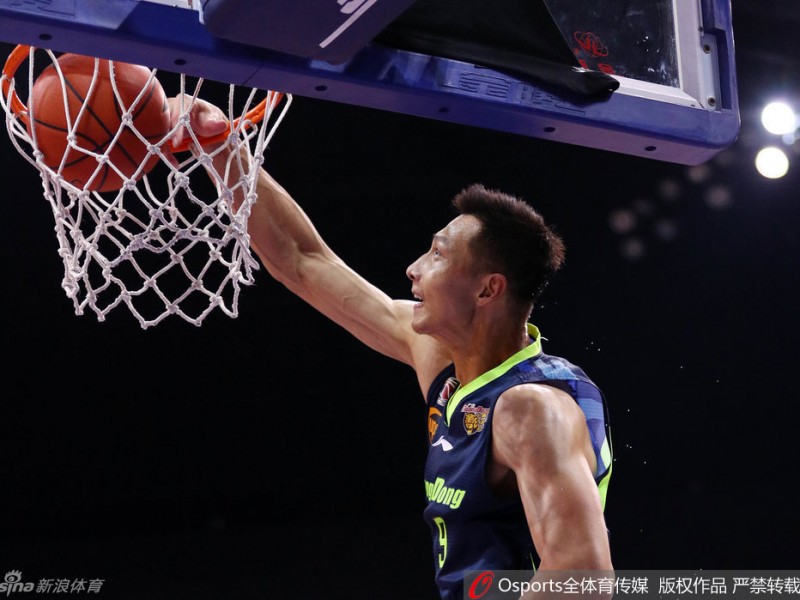 广东宏远时隔四年重返总决赛 易建联霸气两双率队晋级