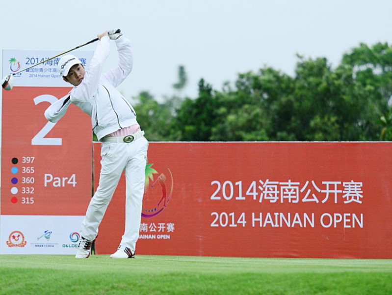 绿茵之上梦想飞扬记海南青少年高尔夫球公开赛精彩瞬间