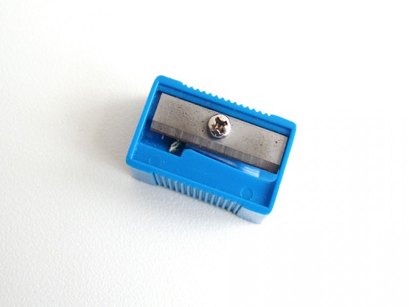 丢了盖子又找转接头？聊聊我和金士顿优盘的“爱恨情仇”