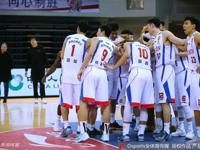 福特森三双对飚杰特，广厦客场大胜天津豪取九连胜