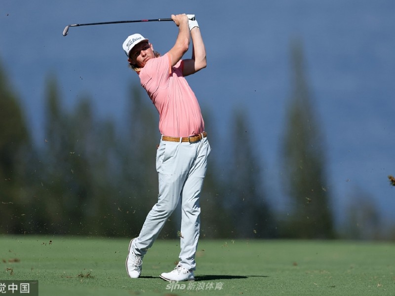 哨兵冠军赛首轮激战夏威夷 史密斯领跑群星逐鹿