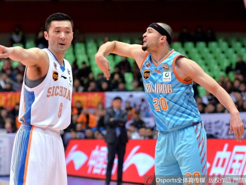 川军主场爆冷掀翻卫冕冠军 哈达迪统治内线送新疆赛季首败