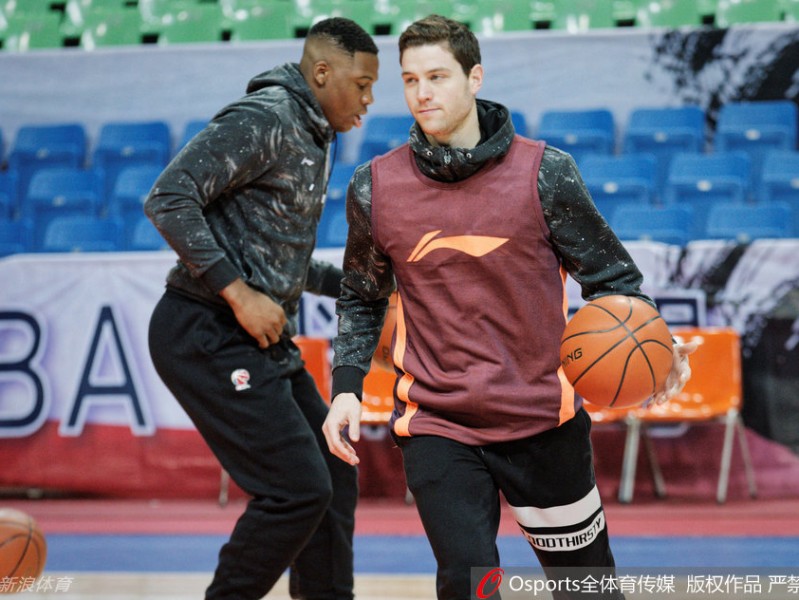 沪上双星闪耀，鲨气重现