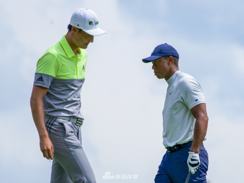 绿茵传奇与东方力量：大师赛的经典瞬间