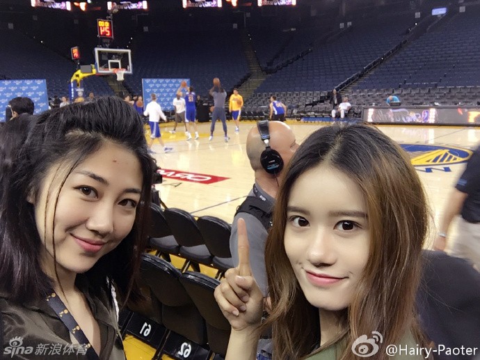 总决赛前奏：王仕鹏妻子李跑的甲骨文球场偶遇记