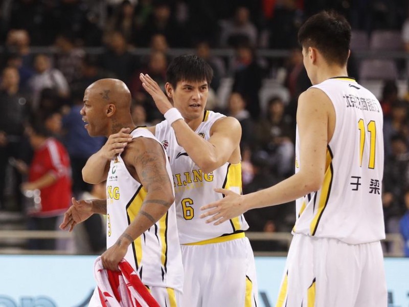 京城德比硝烟弥漫 马布里率北控力克旧主首钢