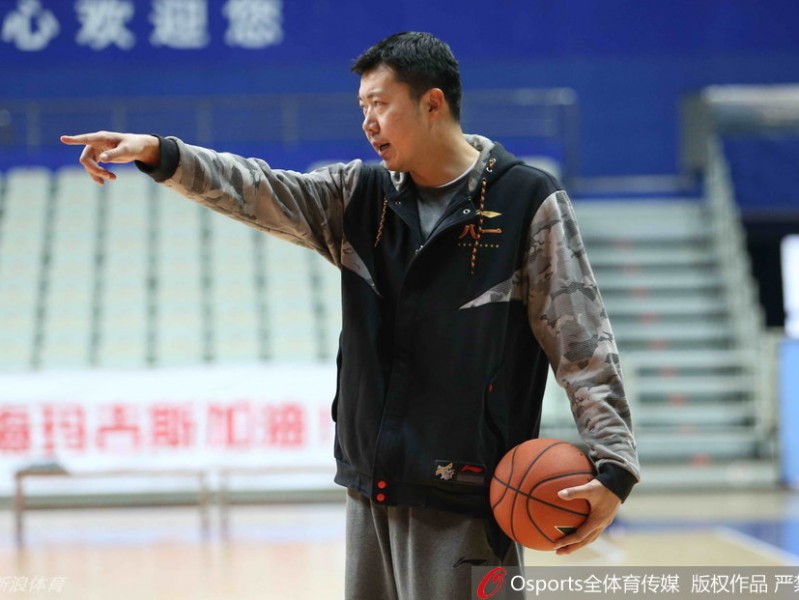 铁军魂与津门新篇：回首一五‑一六赛季的ＣＢＡ众生相