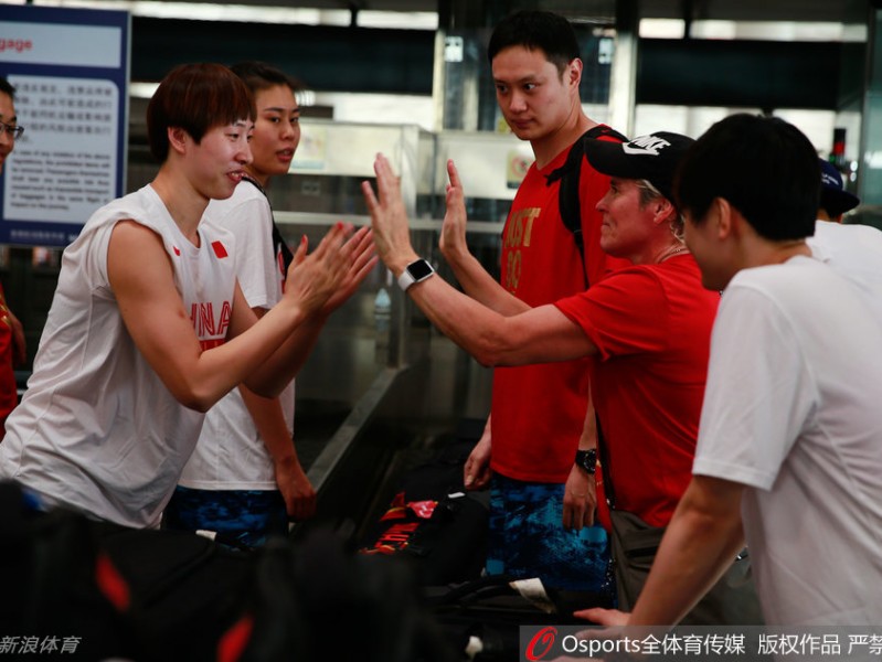 玫瑰再绽放：回首中国女篮的里约之路与传承