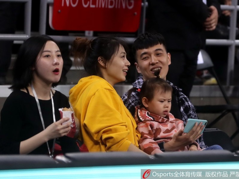 本土助攻王现身京沪生死战 曾令旭五棵松静观新东家对决