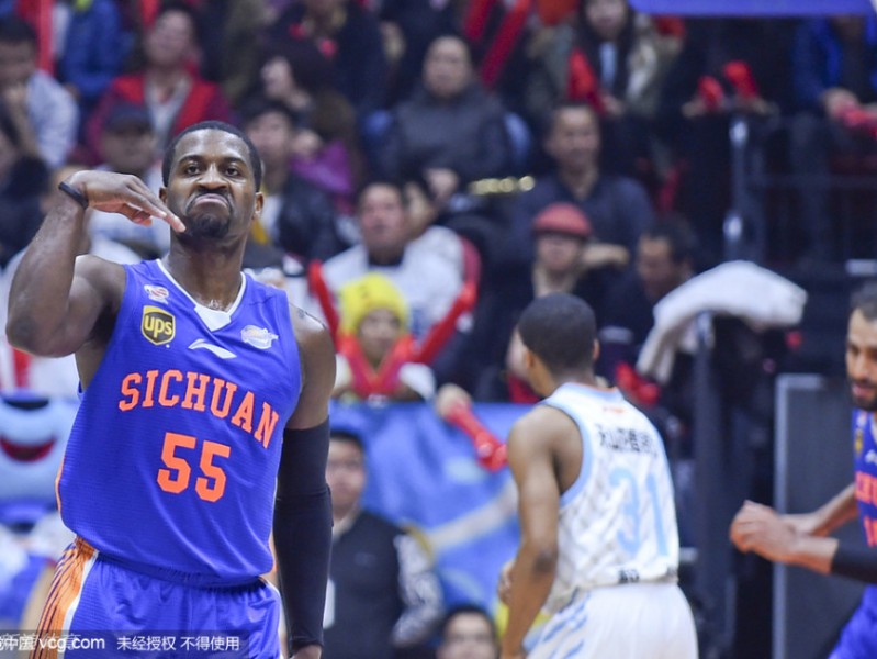 天府奇迹之夜：四川男篮横扫新疆，首度加冕总决赛王座