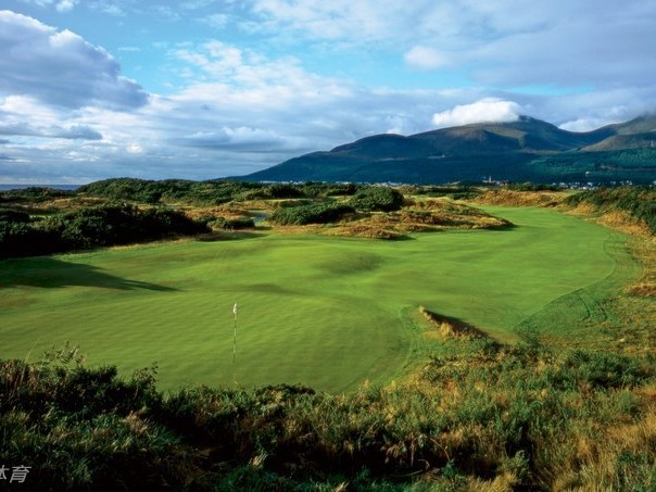 全球顶级高尔夫球场巡礼：风景与历史的完美融合