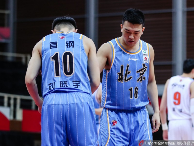 京疆对决防守制胜，首钢钢铁防线送新疆队史第二低分