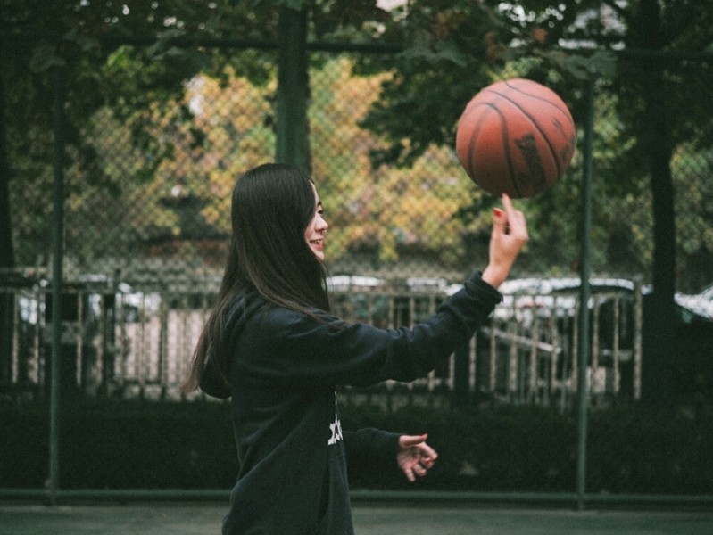 篮球女神孙夕雨：因詹姆斯而炽热，她的青春在球场上飞扬