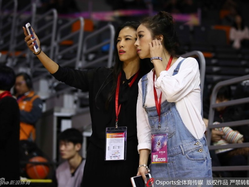 莞邑星辉映笑靥：记2016CBA全明星周末的巾帼风采