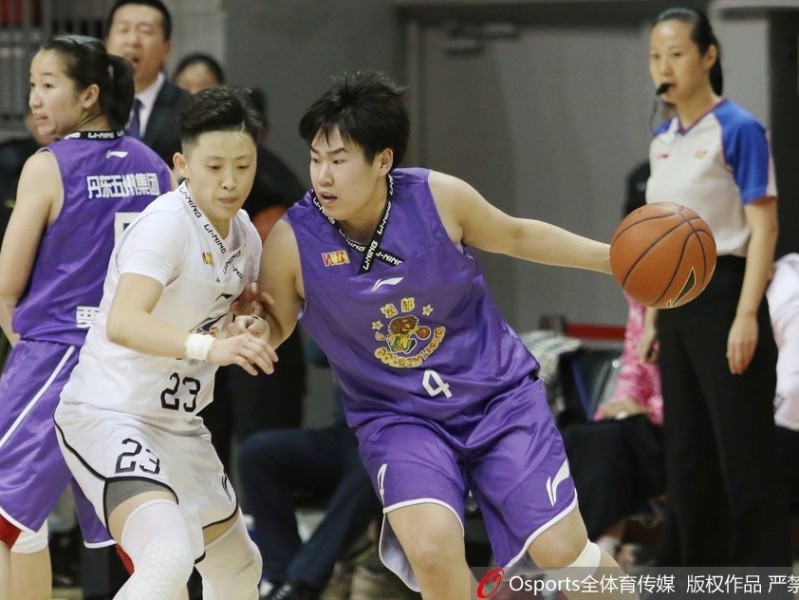 女篮上海滩三分雨浇不熄魔兽三节狂砍五十一分狂潮