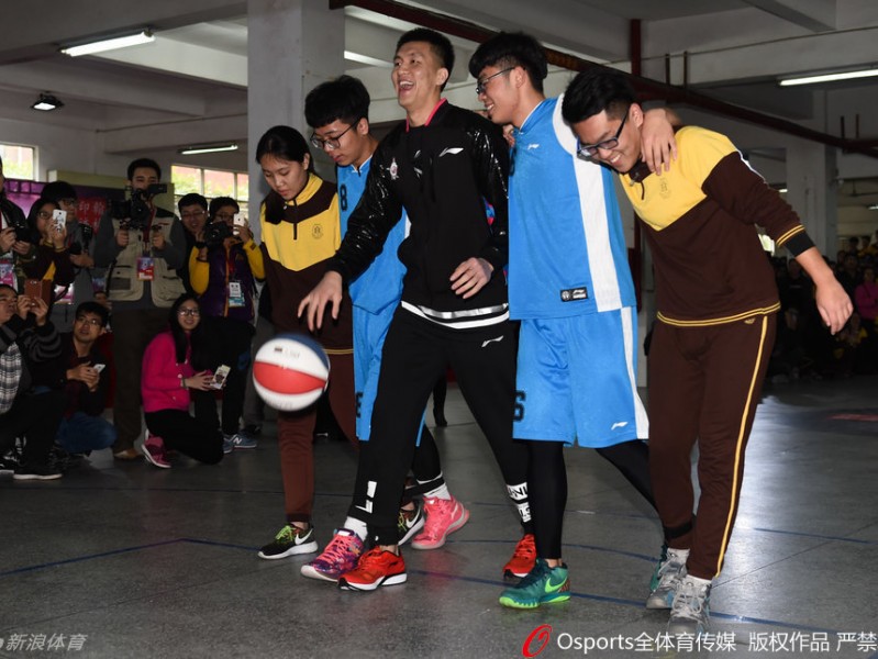 粤篮星光耀莞邑，忆2016年CBA全明星周末的温暖瞬间