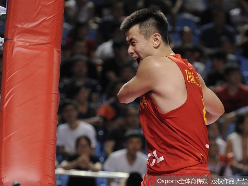热血真性情！赵继伟憾失上篮后的自我鞭策