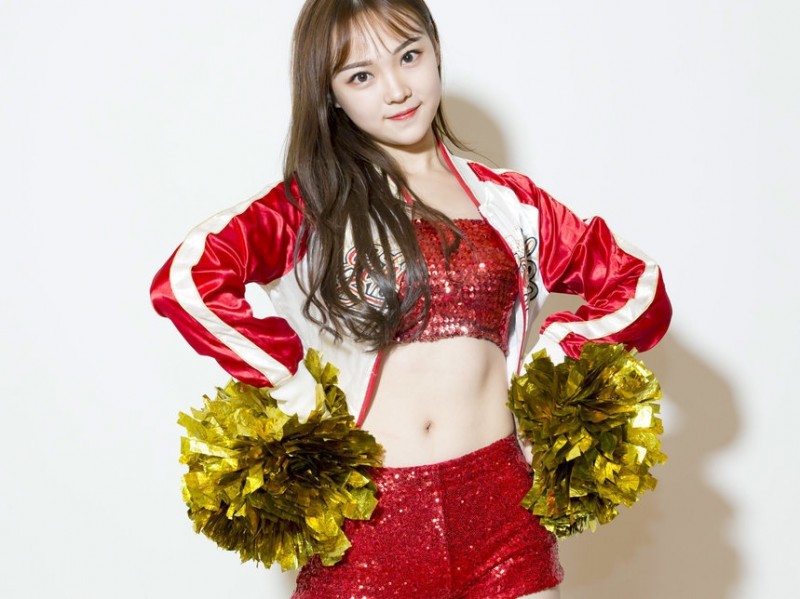 齐鲁最炫体育风尚：山东高速篮球宝贝炫舞团助威新赛季开门红